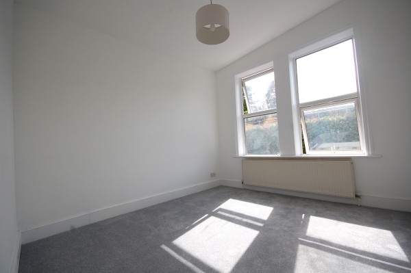 3/4 bedroom family house