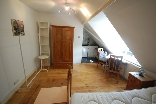 Studio Flat
