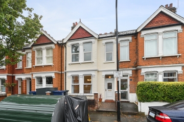 Four bedroom family house