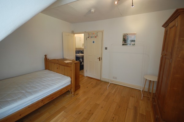 Studio Flat