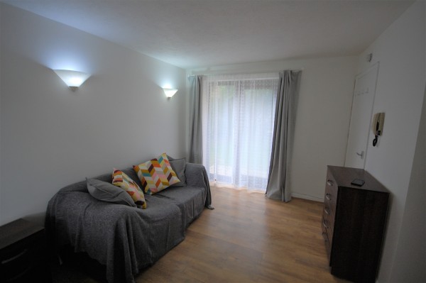 Studio Flat