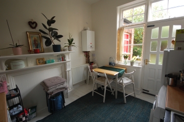 1 Bedroom Flat
