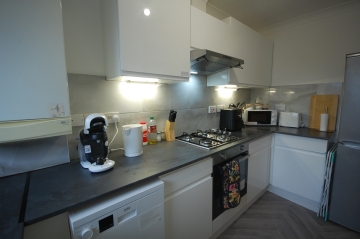 Two bed flat set in a private gated development