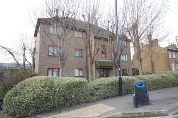 Studio Flat
