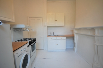 1 Bedroom Flat
