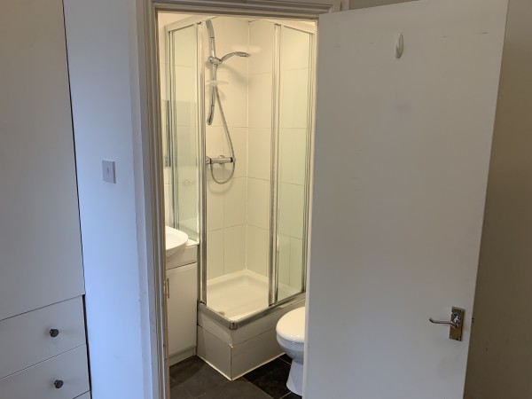 Bright Studio Flat