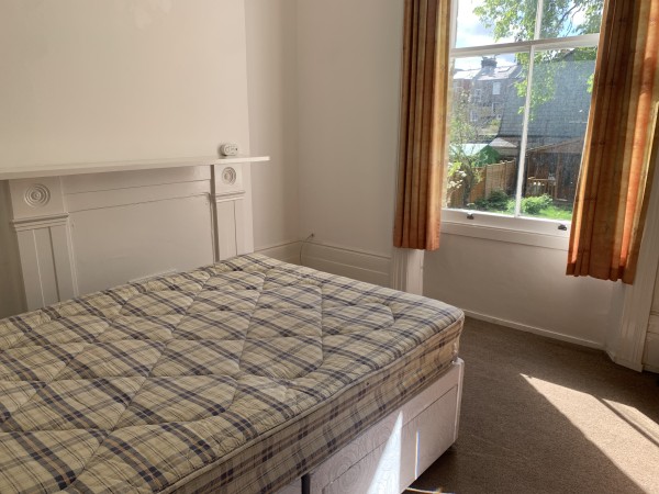 One bed flat with patio